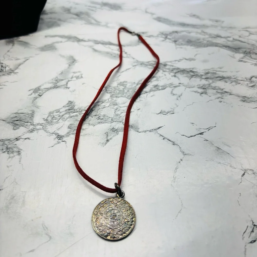Mexico MC 177 Mayan Aztec Sun Calendar Coin Silver 925 Pendant Leather Chain